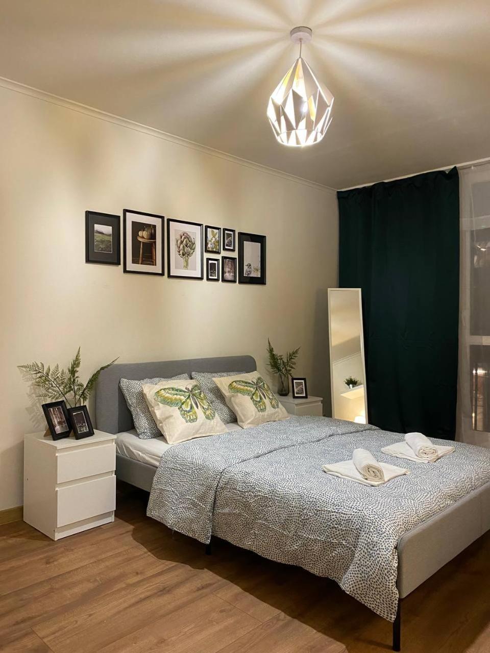 Halby Rooms Rondo Onz วอร์ซอ ภายนอก รูปภาพ